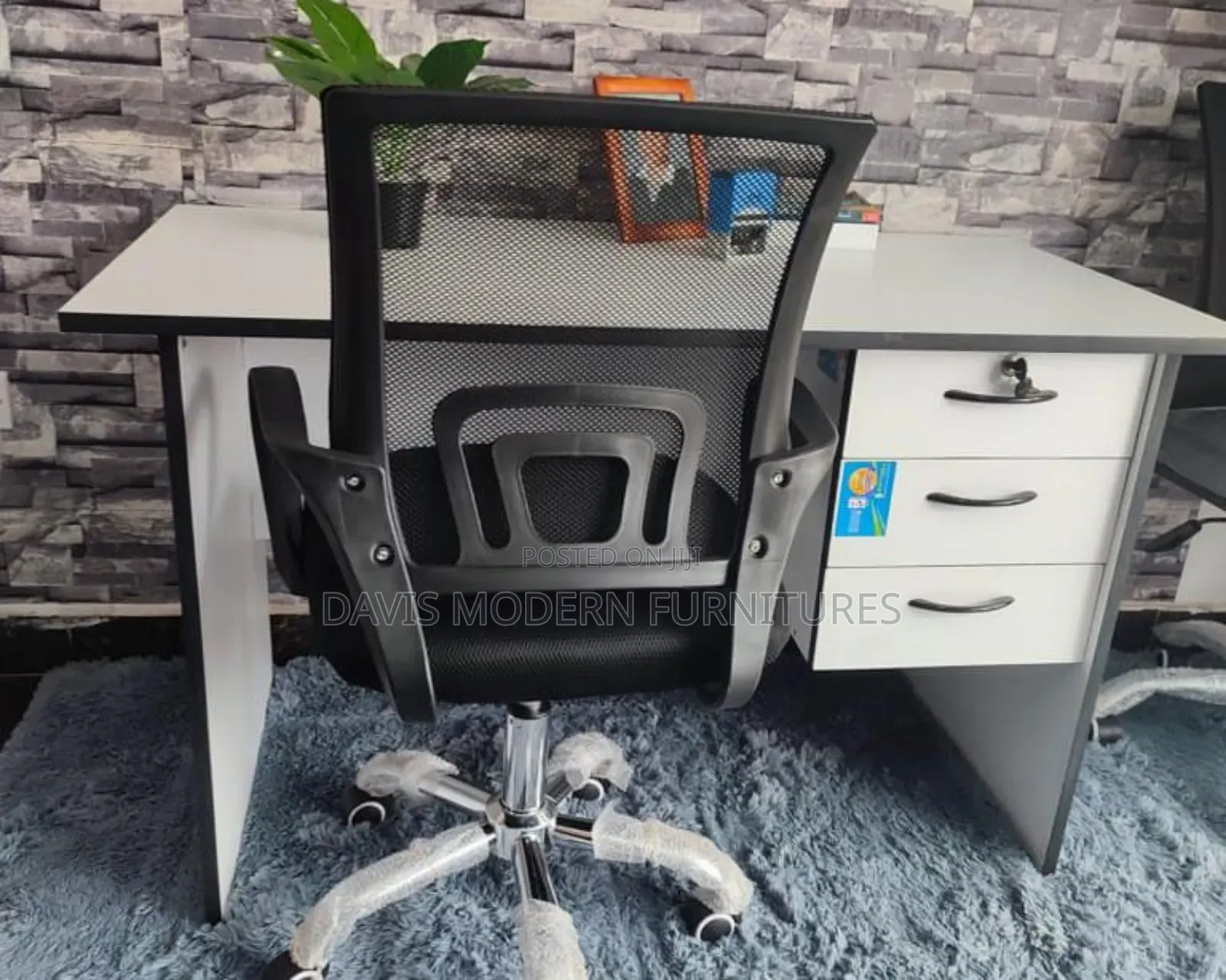 Study Desk With Mesh Office Chair