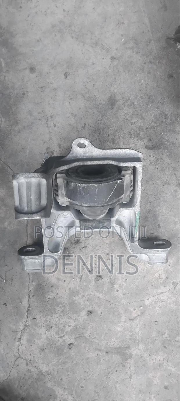 Ex Japan Gearbox Mounting Demio New Diesel - thumbnail 3