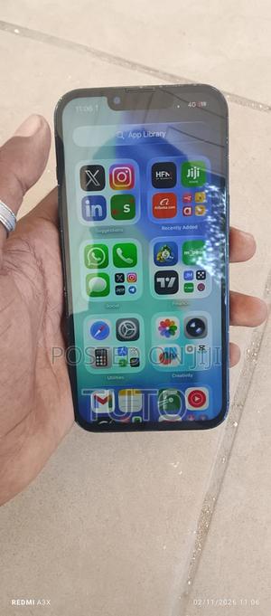 Apple iPhone 13 128 GB Blue - main view