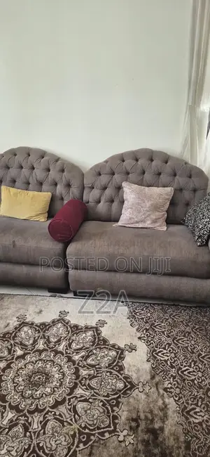 Cozy L‐Shaped Sofa — Perfect for Living Tv Rooms
