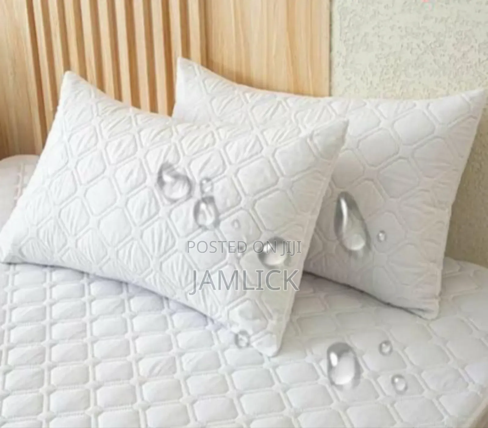 Waterproof Pair of Quality Pillow Protectors - Tr