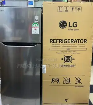 Lg Top-freezer Refrigerator.