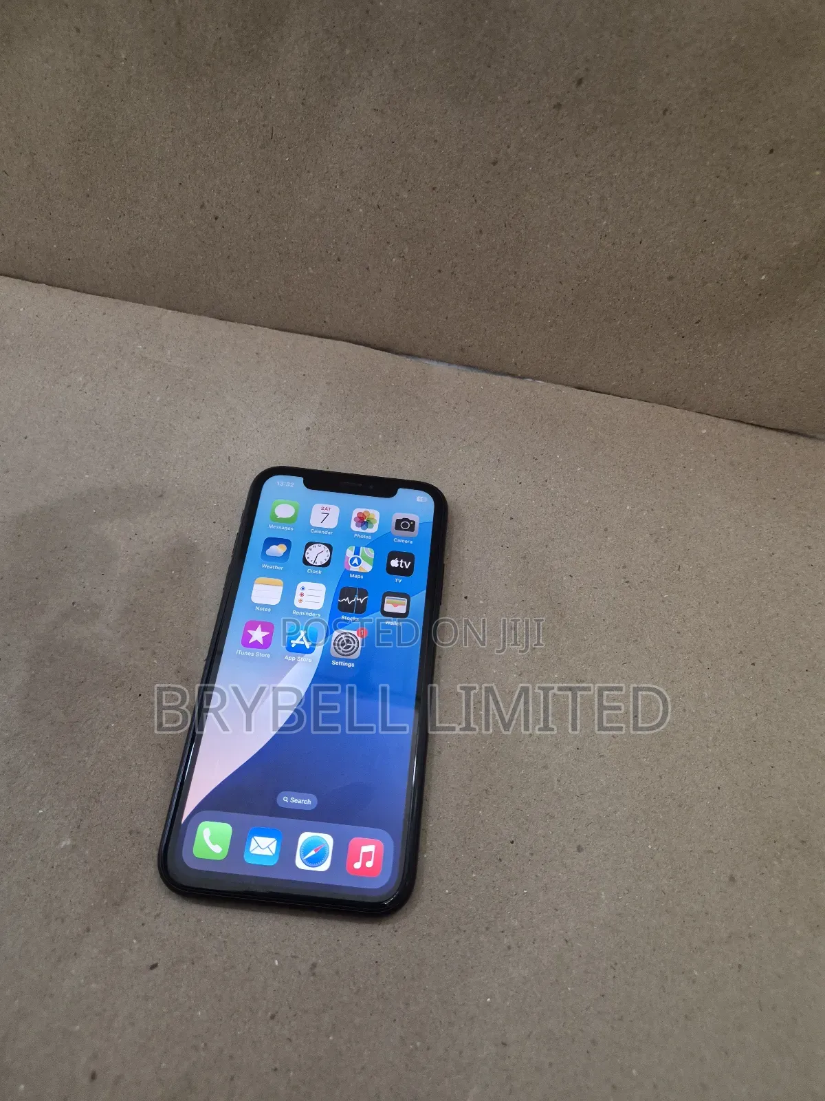 Apple XR 64 GB Black