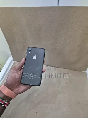 Apple XR 64 GB Black