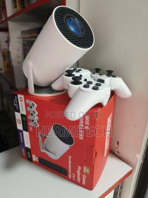 Hy300 Consoles Projector Resolution With Pads - thumbnail 2