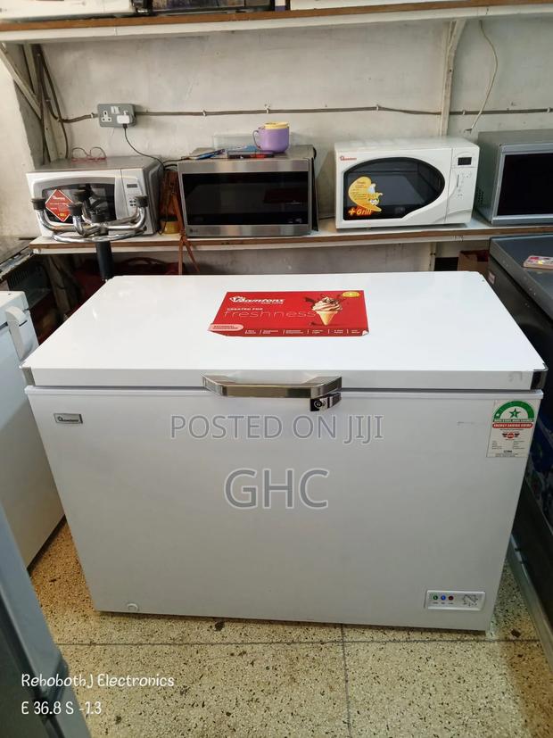 Ramtons Chest Freezer (White Colour)