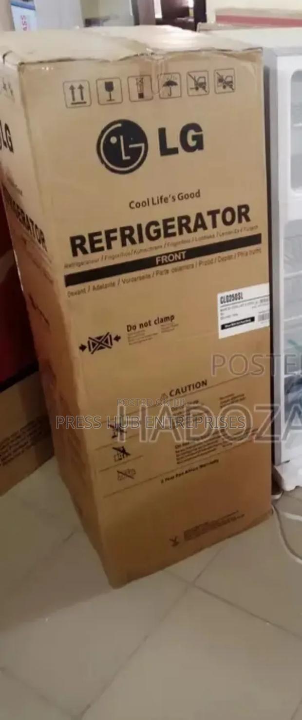 Lg Top-freezer Refrigerator. 395l::::::