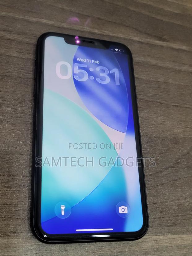 Apple iPhone 11 64 GB Black - thumbnail 3