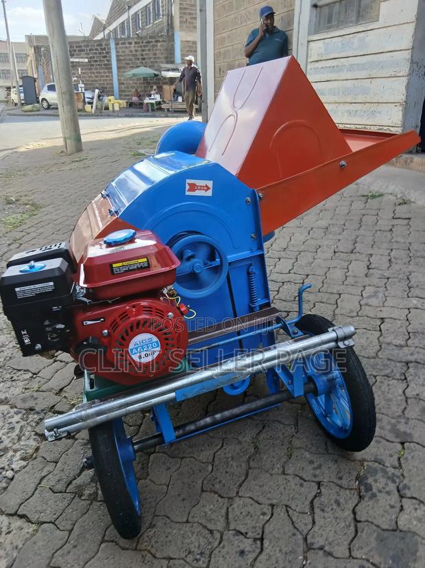 Thresher Machine - thumbnail 3