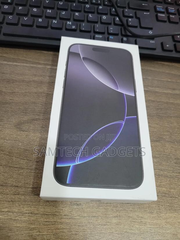 New Apple iPhone 16 Pro Max 256 GB Black - thumbnail 3