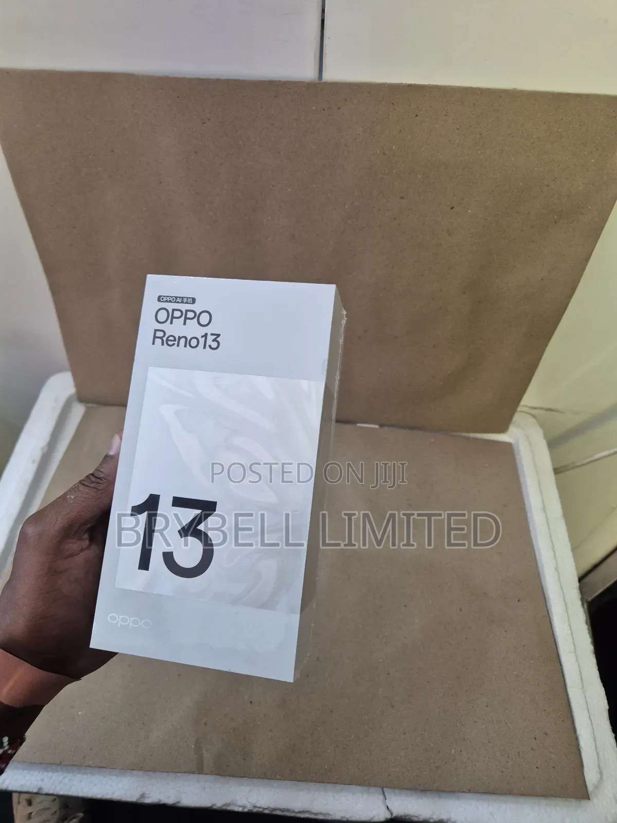 New Oppo Reno13 256 GB White