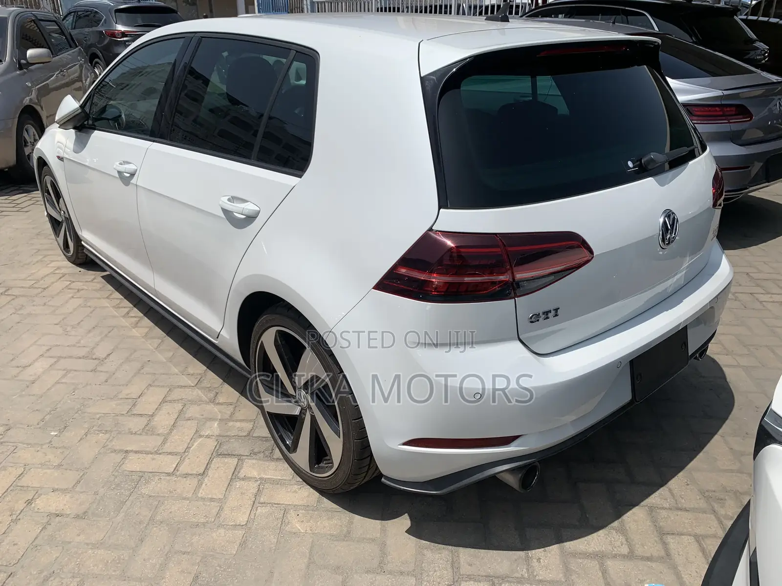 Volkswagen Golf GTI 2.0T S 2018 White