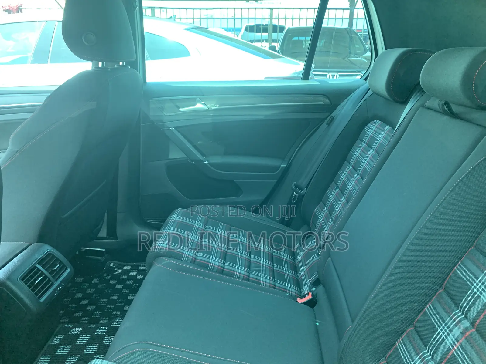 Volkswagen Golf GTI 2.0T S 2018 White