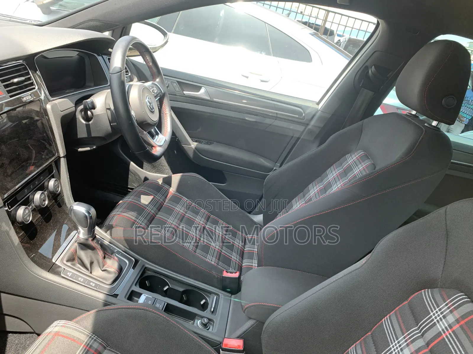 Volkswagen Golf GTI 2.0T S 2018 White