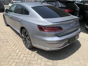 Volkswagen Arteon 2.0T SE R-Line w/19 FWD 2019 Silver