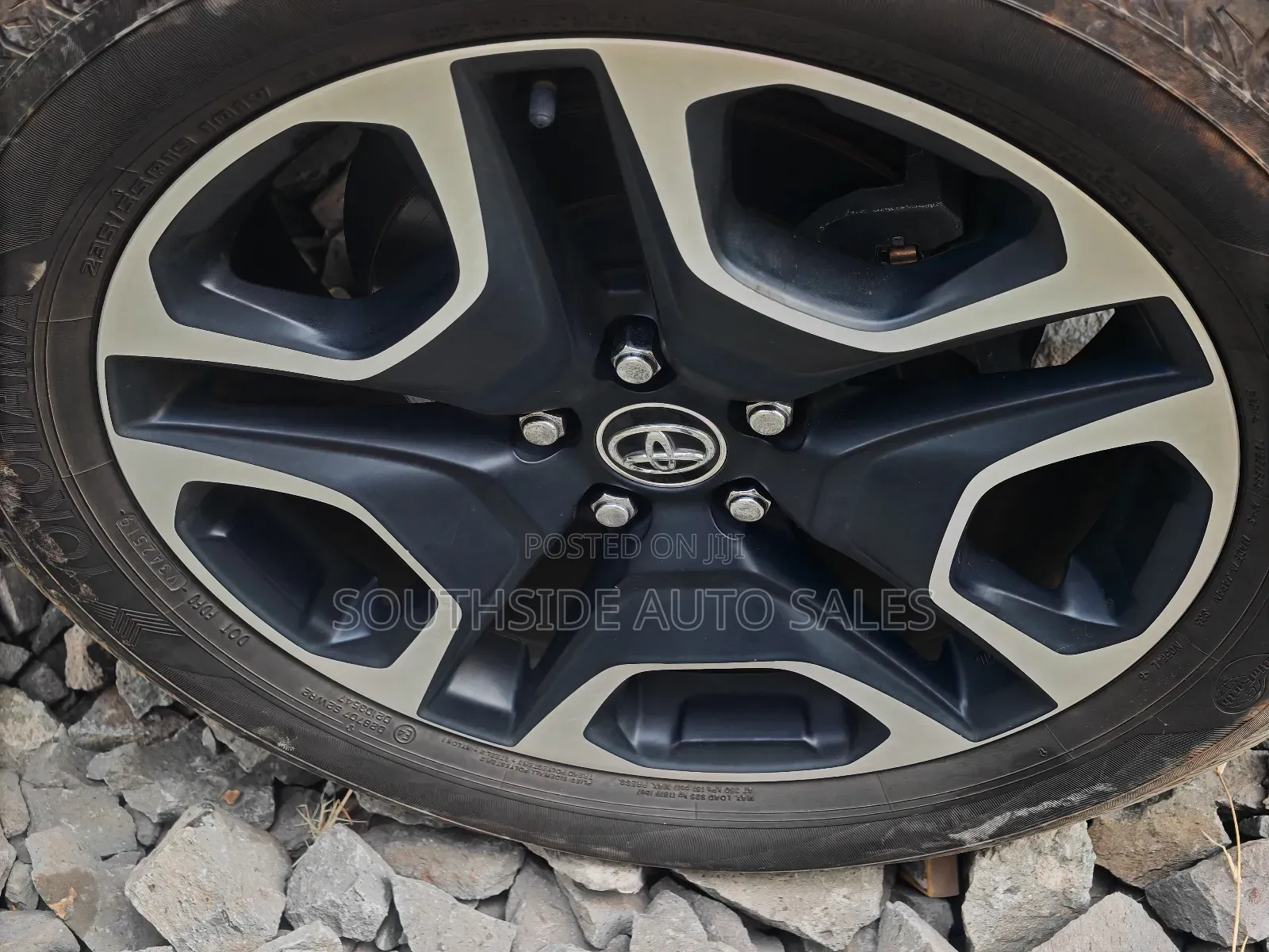 Toyota RAV4 Adventure 2019