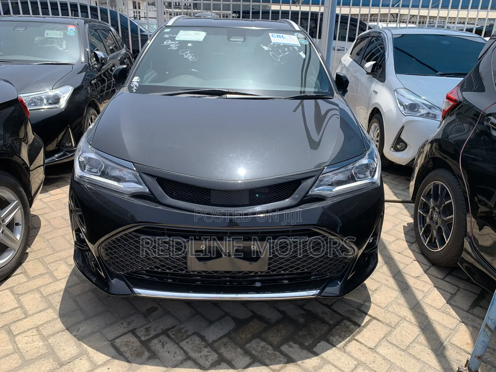 Toyota Corolla Fielder 1.5 Hybrid FWD 2018 Black