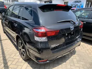 Toyota Corolla Fielder 1.5 Hybrid FWD 2018 Black
