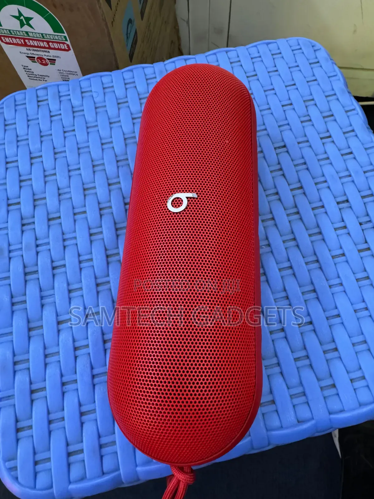 Beats Pill Plus by Dre