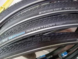 Schwalbe Marathon 700x23c Green Guard