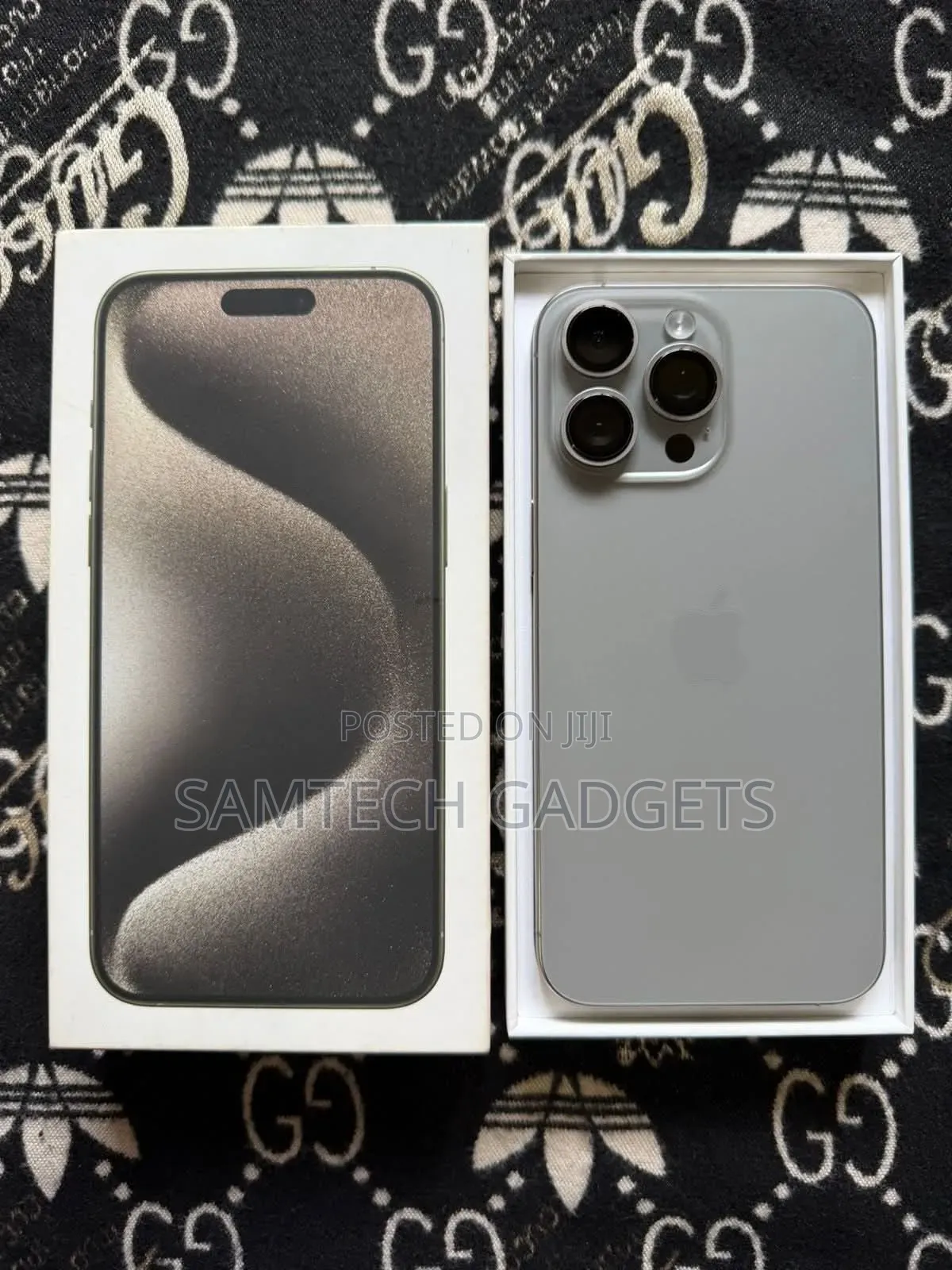 Apple iPhone 15 Pro Max 256 GB Gray