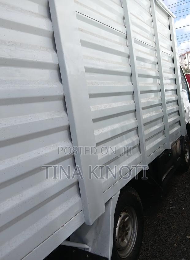 Isuzu NPR Lorry - thumbnail 10