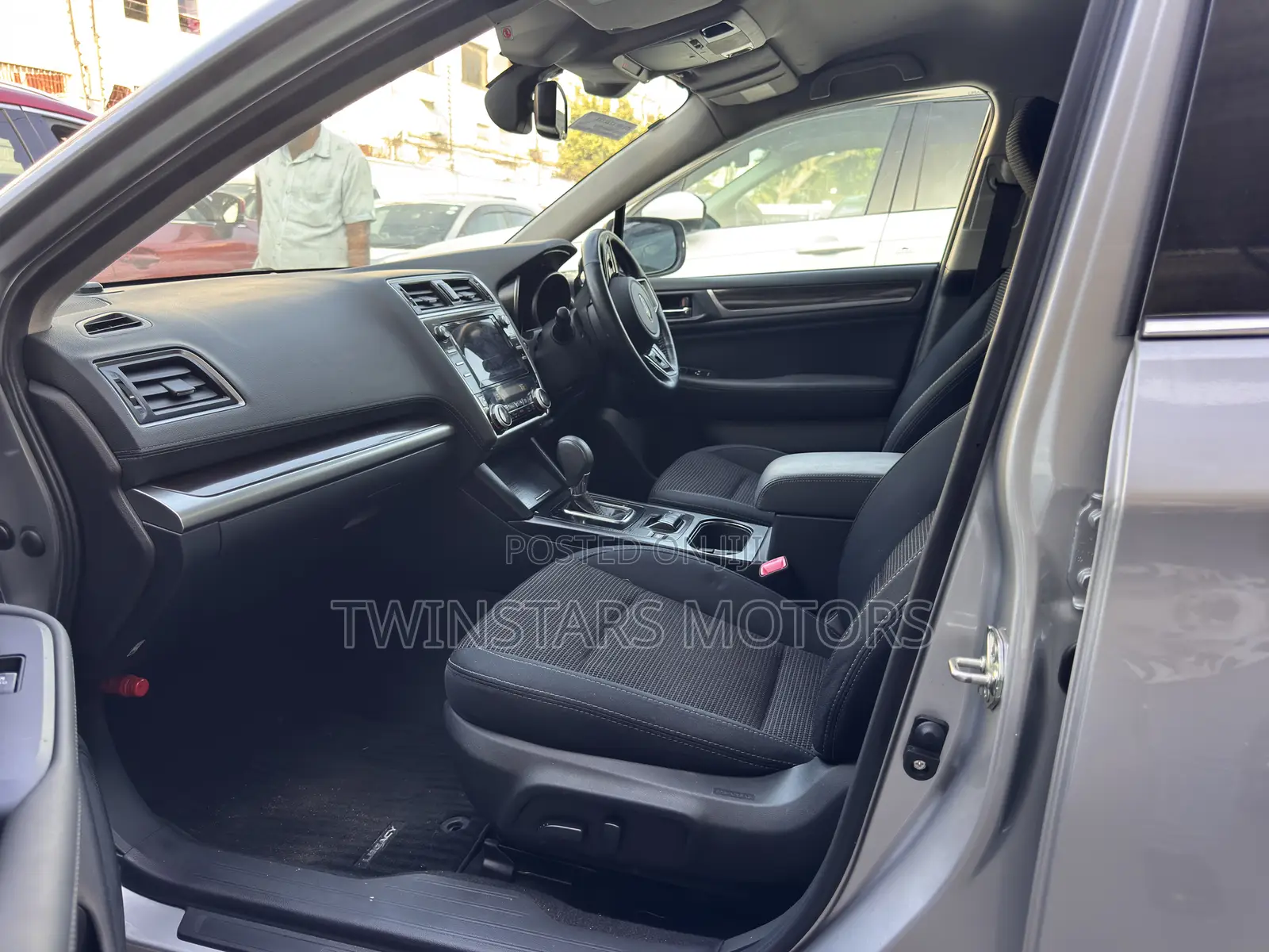 Subaru Legacy 2.5i Premium AWD 2019 Silver