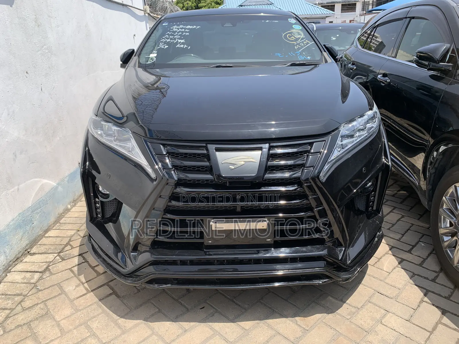 Toyota Harrier 2.0 Turbo 4WD 2018 Black