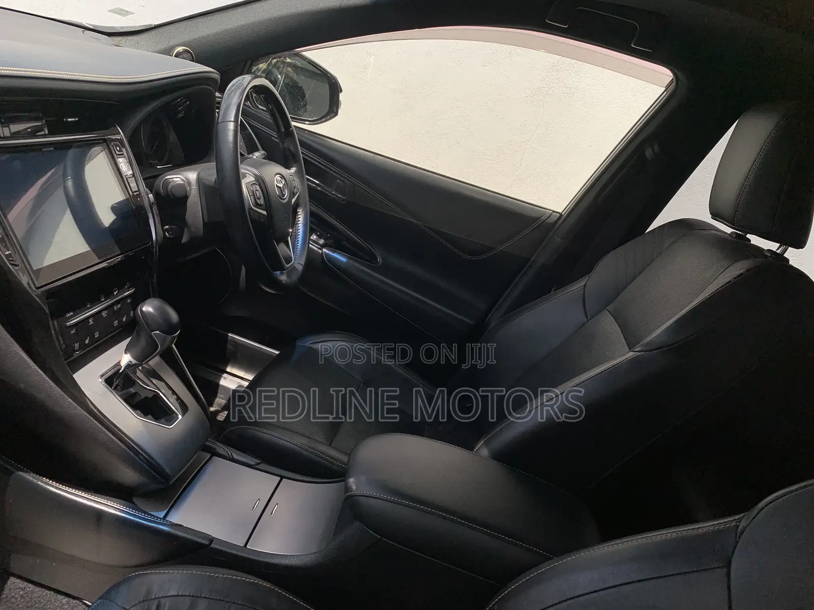 Toyota Harrier 2.0 Turbo 4WD 2018 Black