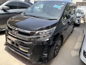 Toyota Noah 2.0 AWD (7 Seater) 2018 Black