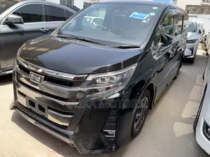 Toyota Noah 2.0 AWD (7 Seater) 2018 Black
