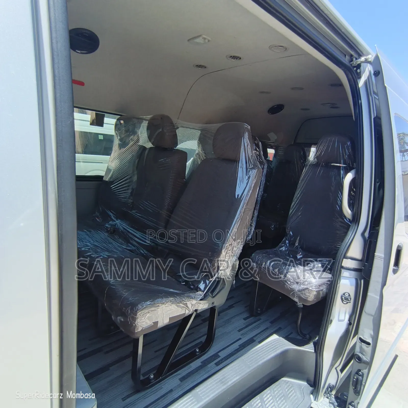 Toyota Grand HiAce 2019 Silver