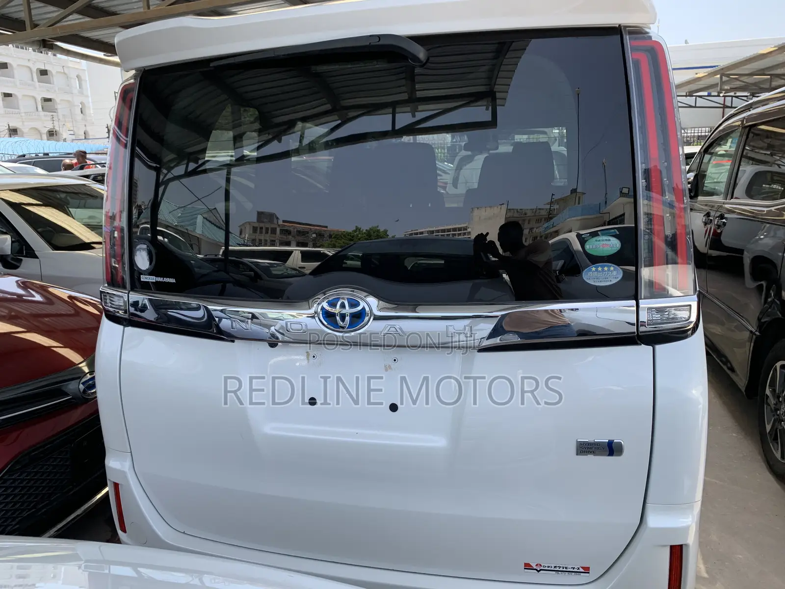 Toyota Noah 1.8 FWD Hybrid (7 seater) 2018 Pearl