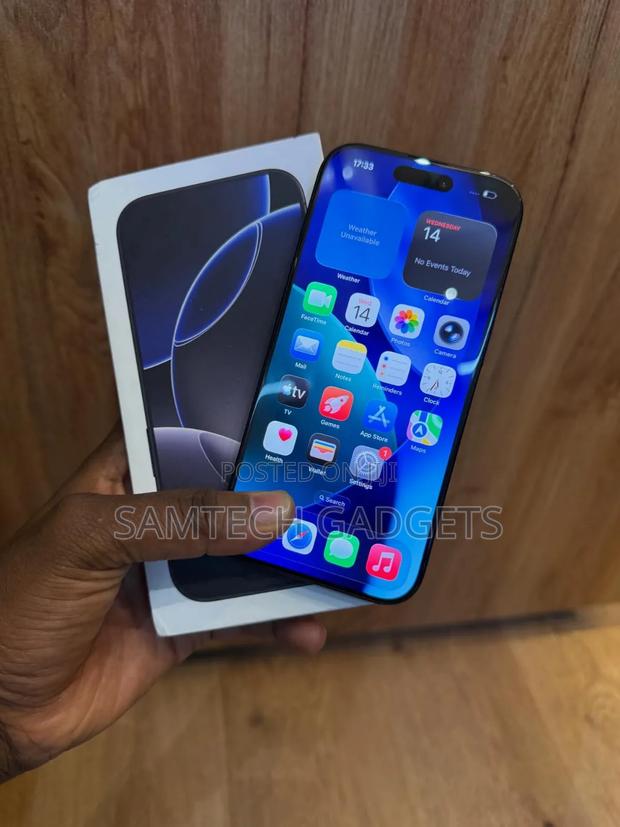 Apple iPhone 16 Pro 256 GB Blue - main view