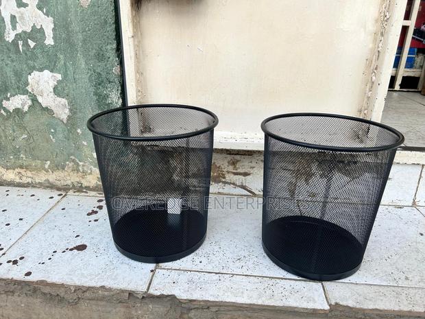 Metallic Dust Bin Available - main view