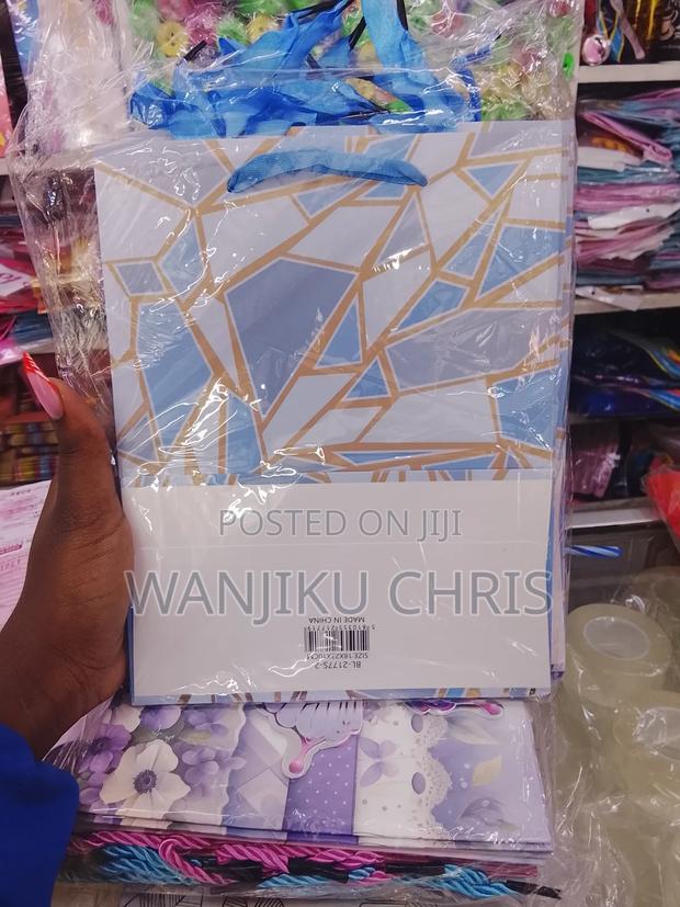 Gift Bags/Valentine Gift Bags - thumbnail 2