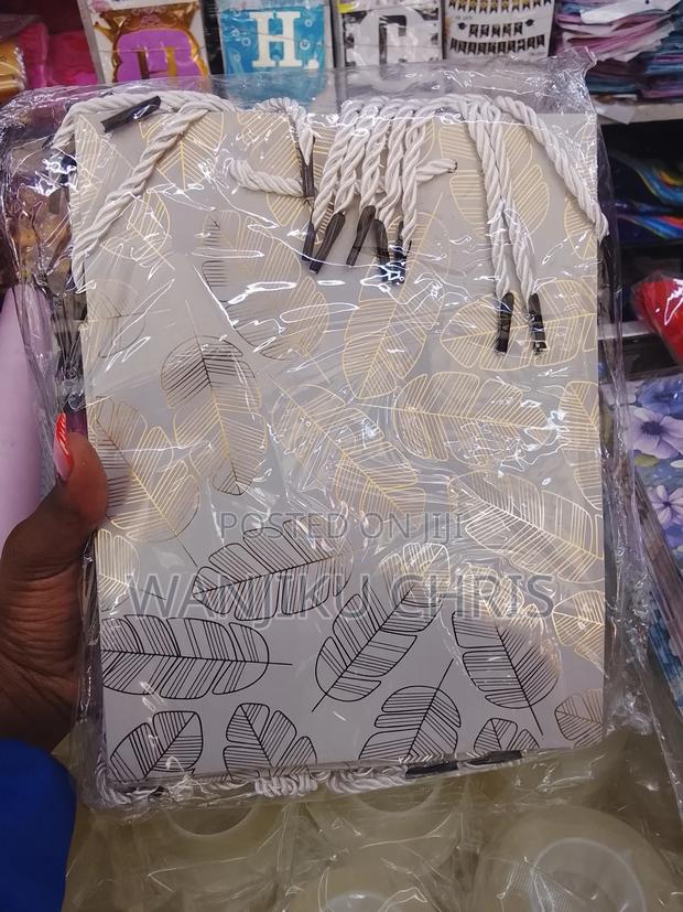 Gift Bags/Valentine Gift Bags - thumbnail 3