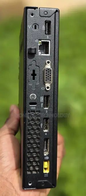 Desktop Computer Lenovo ThinkCentre M700 8GB Intel Core i3 SSD 128GB