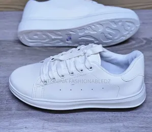 Ladies Sneakers Shoes