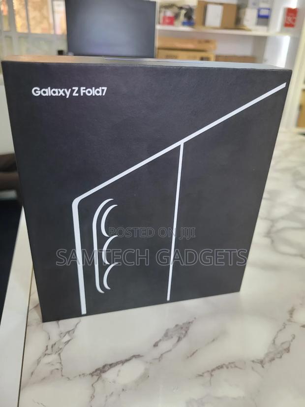 New Samsung Galaxy Z Fold7 512 GB Black - main view