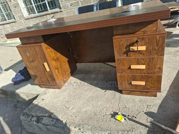 Modern Office Executive Desk