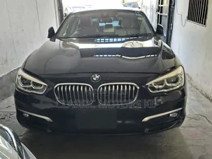 BMW 118i 2019 Black