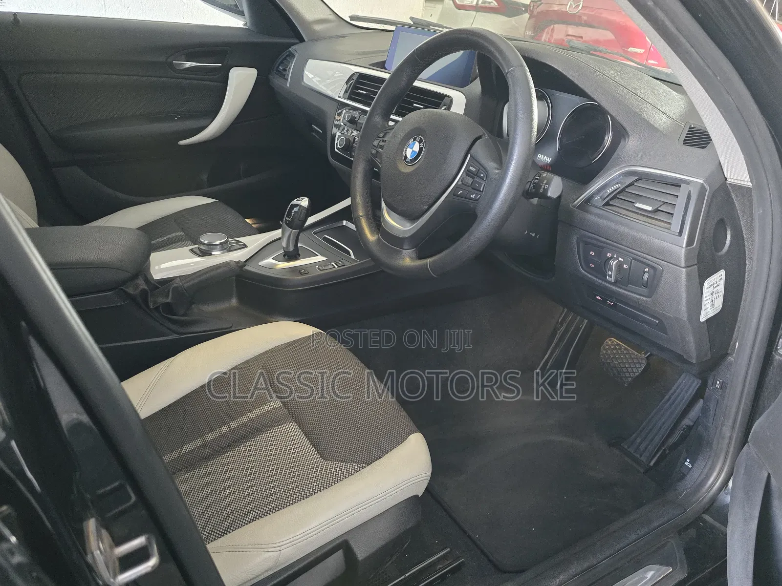 BMW 118i 2019 Black
