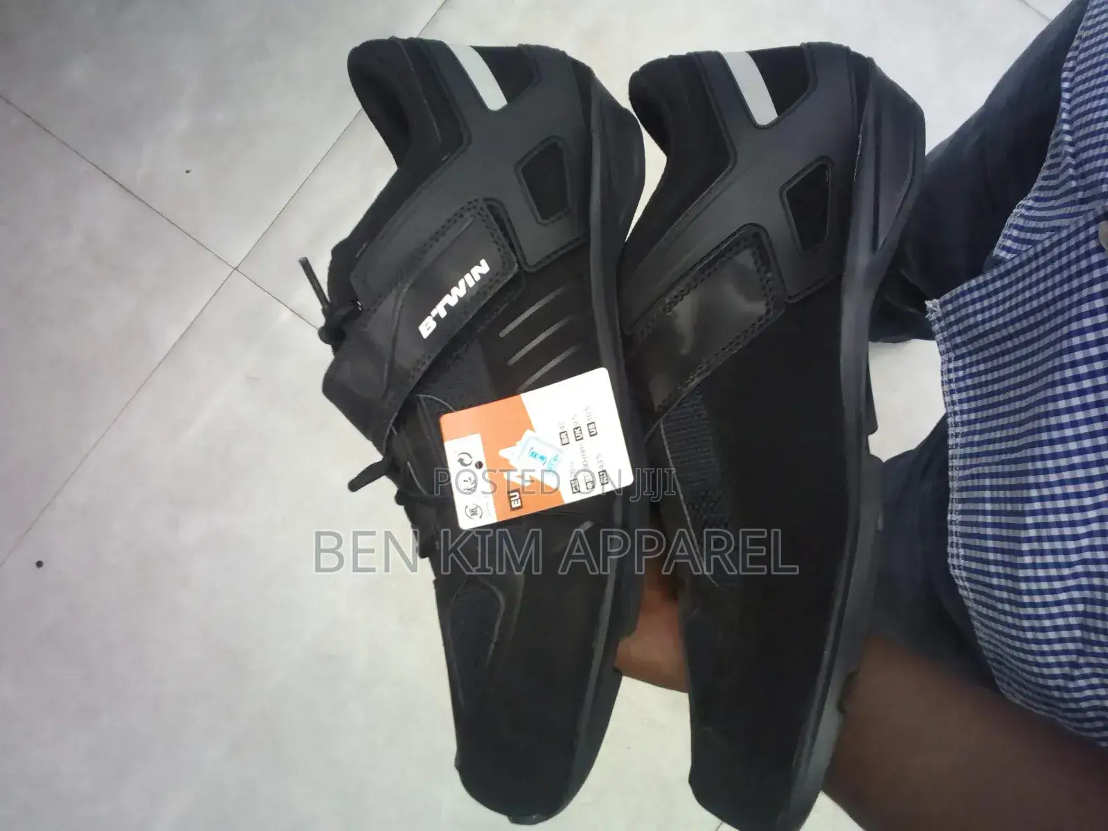 Sports Cycling Touring Shoes Reflective Heel Lace Up