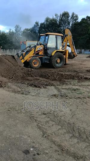 JCB 3dx Backhoe - thumbnail 2