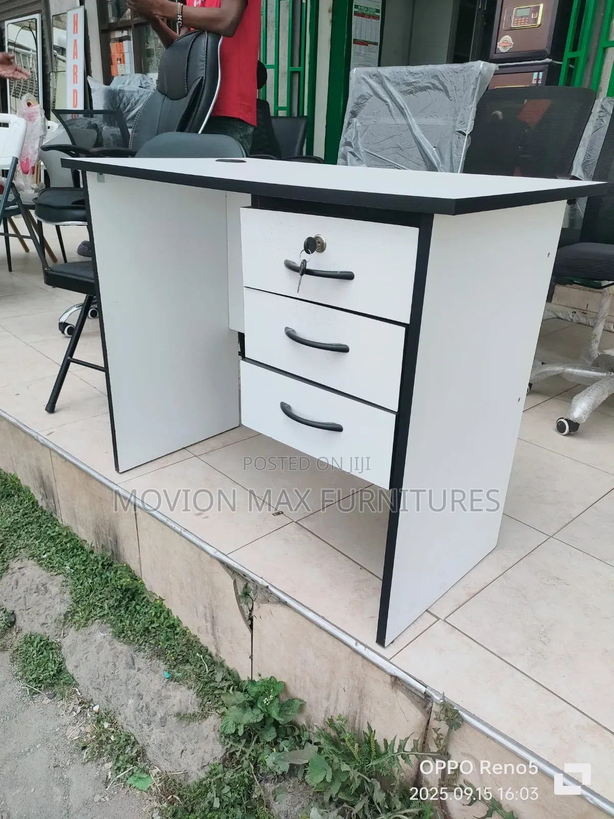 0.9executive Study Desk