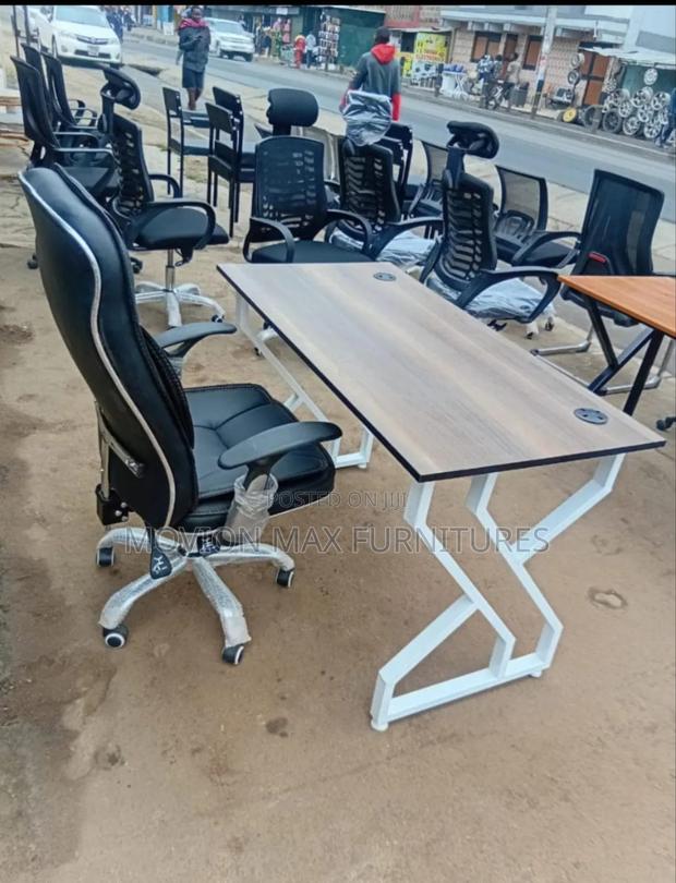 Leather Chair With Metallic Office Table - main view