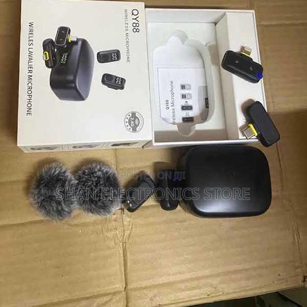 Type-C Charging Port Wireless Microphone Qy88 Magnetic Mic