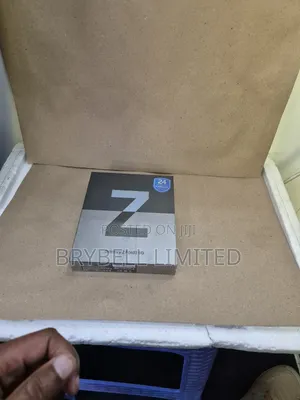 New Samsung Galaxy Z Fold3 5G 256 GB Black