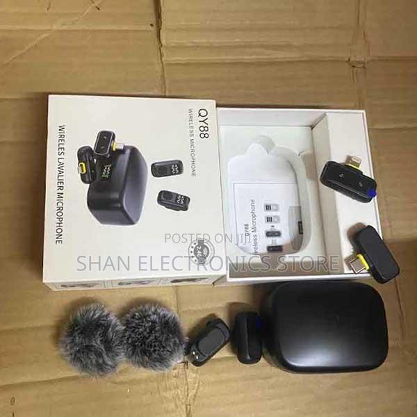 360° Type-C Charging Port Qy88 Magnetic Mic Dual Receiver Microphone